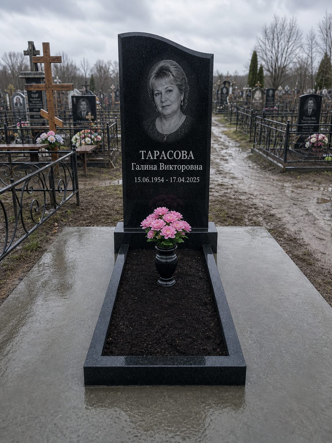 Фото памятника к отзыву Виктория Тарасова о Гранитном заводе №1